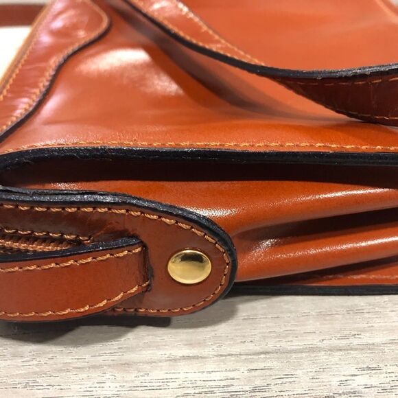 Vintage Cristian Italy Cognac Brown Leather Case Cross Body Purse Handbag - Picture 2 of 9